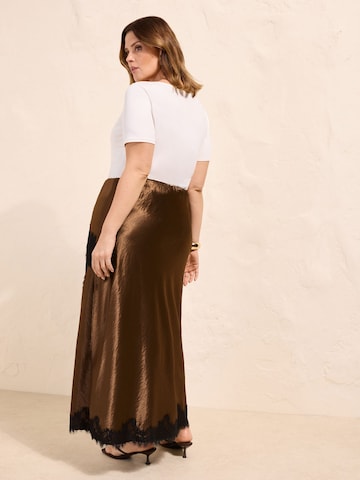 Friends Like These Skirt in Brown
