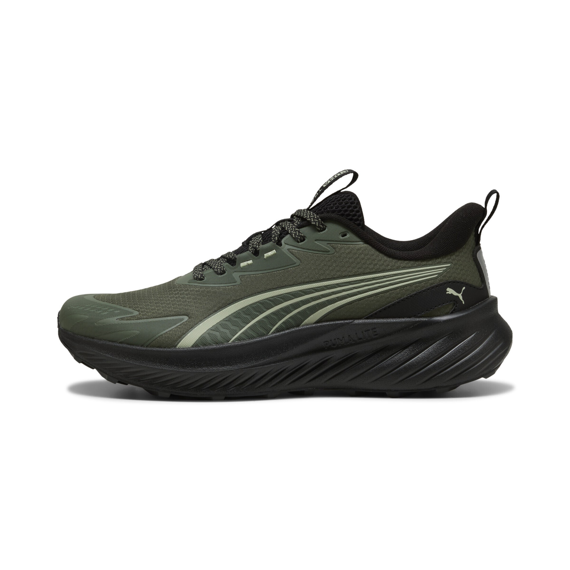 Baskets basses PUMA en vert : devant