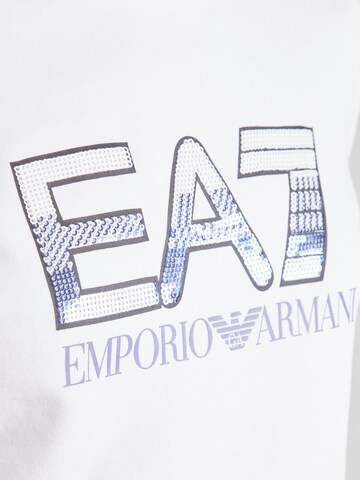 Maglietta di EA7 Emporio Armani in bianco