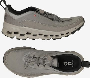 On Sneaker 39 in Grau: Vorderseite