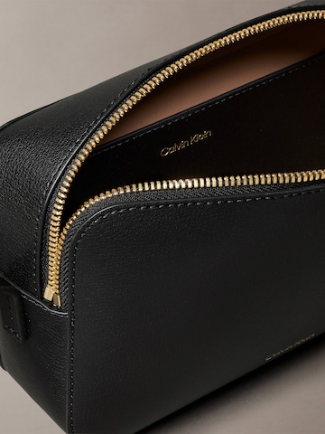 Calvin Klein Torba za čez ramo | črna barva