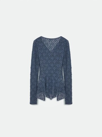 Dilvin Knit Cardigan in Blue