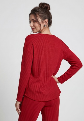 faina Shirt in Red