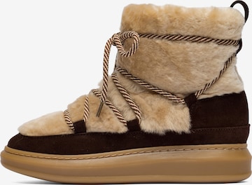 Ivylee Copenhagen Snow Boots 'Lacey' in Beige: front