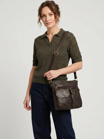 VENEZIA Traditional Bag in Brown: front