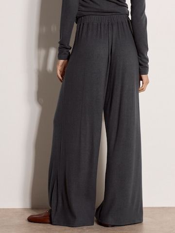 Loosefit Pantalon ' Soft-Touch-Hose ' Apricot en gris