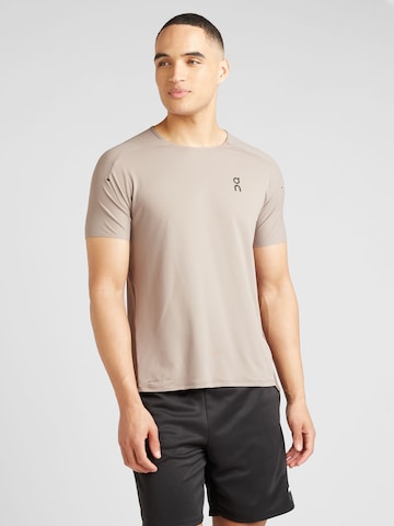 On - Camiseta funcional en gris: frente