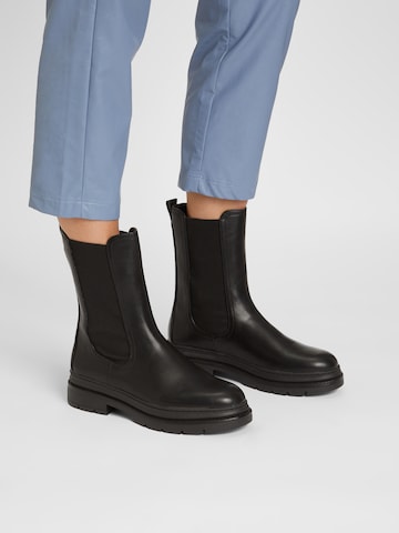 TAMARIS Chelsea boots in Zwart