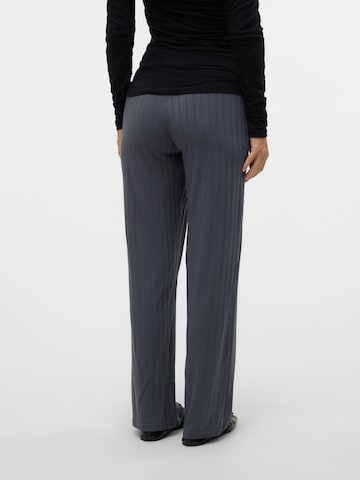 MAMALICIOUS Regular Trousers in Grey