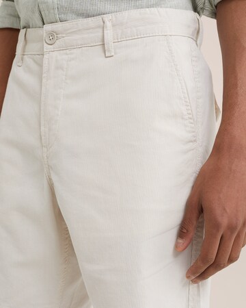 WE Fashion - Loosefit Pantalón chino en beige
