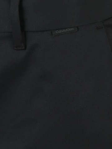 Slimfit Pantaloni eleganți de la Calvin Klein Big & Tall pe negru