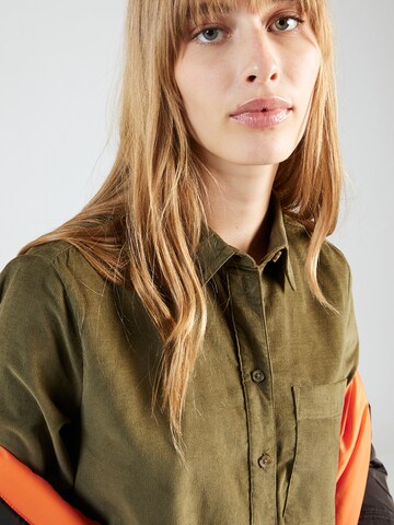 Camicia da donna 'Dinia' di b.young in verde