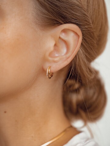 Hey Happiness Earrings 'Duo Sparkle' in Gold: front