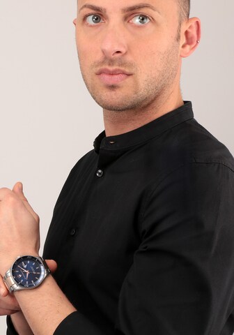 Maserati QUARZ 'SFIDA' in Grau