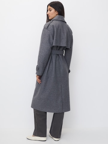 Manteau mi-saison Pull&Bear en gris