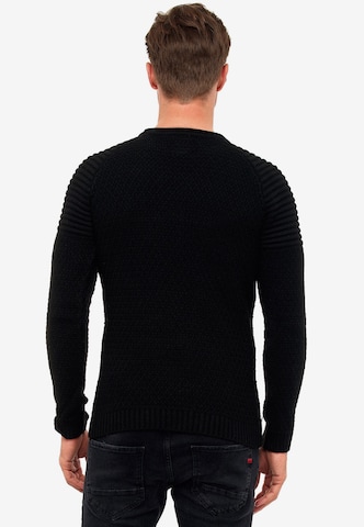 Rusty Neal Pullover in Schwarz