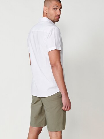 Regular fit Camicia di KOROSHI in bianco