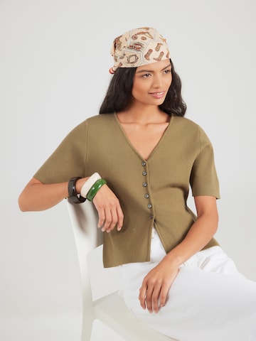 ONLY Knit Cardigan 'ONLLucy' in Green: front