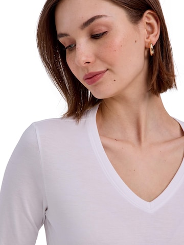 FALKE Shirt 'Essential' in White