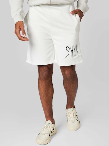SHYX Lużny krój Spodnie 'Lexa' w kolorze biały: przód
