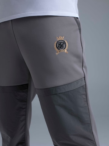 SikSilk Regular Sporthose in Grau