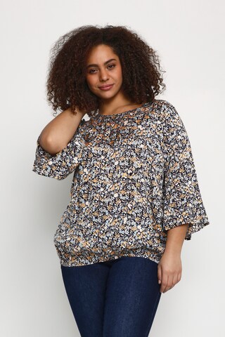 KAFFE CURVE Blouse 'Gina' in Blauw: voorkant