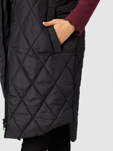 Gilet 'Carrot' ONLY Carmakoma en noir