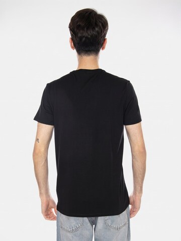 T-Shirt LACOSTE en noir