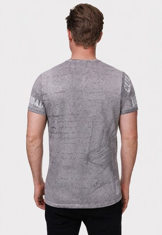 Rusty Neal T-Shirt in Grau