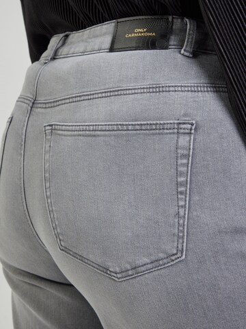 ONLY Carmakoma - Pierna ancha Vaquero 'CARADISON' en gris