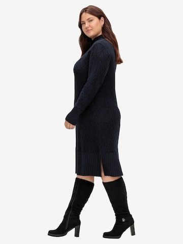 SHEEGO Knitted dress in Blue