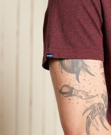 T-Shirt Superdry en rouge : devant