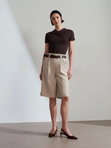 Dilvin Wide Leg Shorts in Beige