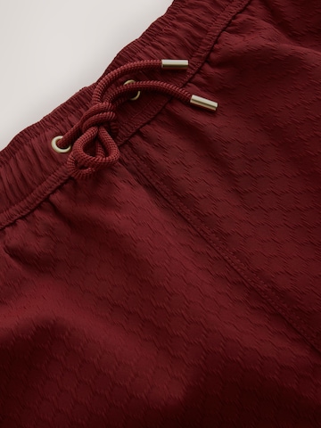 Next - Bermudas en rojo