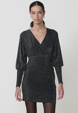 KOROSHI Kokteilové šaty - Čierna: predná strana