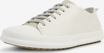 CAMPER Sneakers laag 'Chasis Twins' in Wit: voorkant