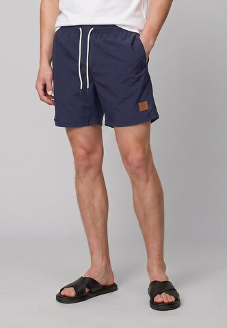 Urban Classics - Bermudas en azul: frente