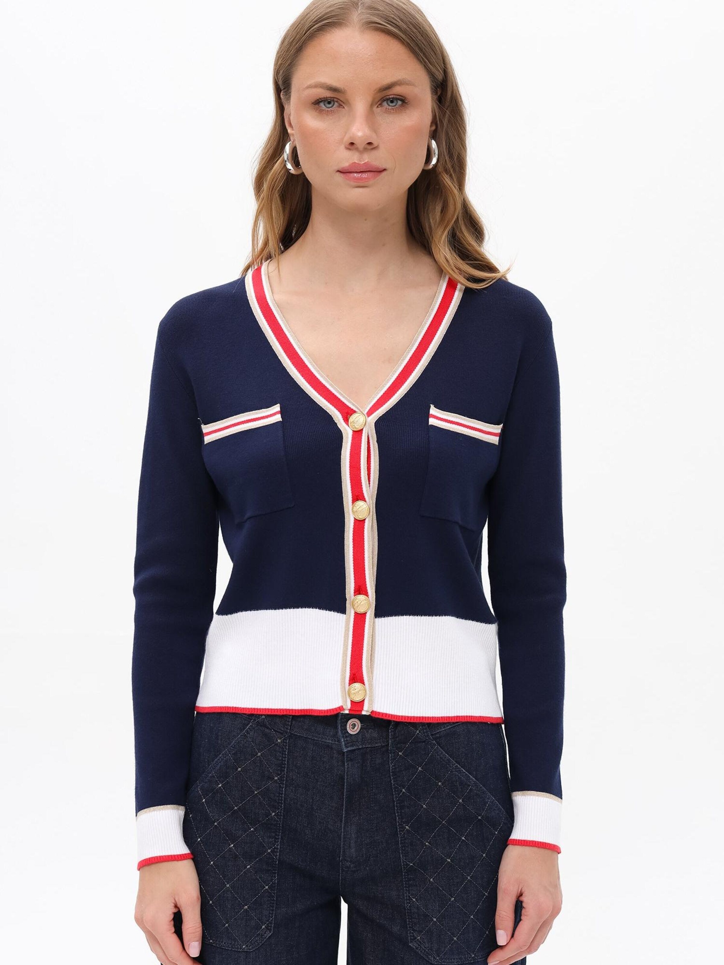 Passioni Knit Cardigan in Blue: front