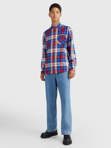 Tommy Jeans Regular fit Button Up Shirt in Blue