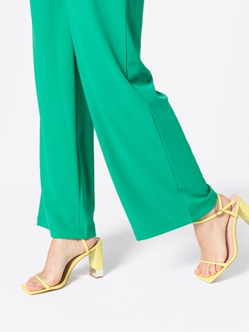 JDY Bő szár Élére vasalt nadrágok 'Elsa' - zöld