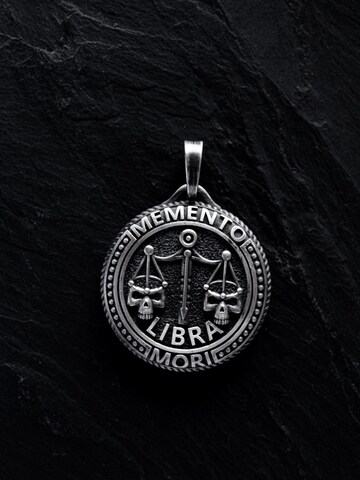 REYTEL Anhänger 'AQUARIUS. MEMENTO MORI'‌‌‌‌‌‌‌‌‌ in Silber: Vorderseite