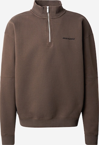 Bluză de molton de la Pegador pe maro: față