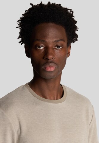 T-Shirt Lyle & Scott en marron