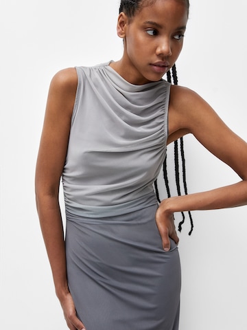 Pull&Bear Kleid in Grau