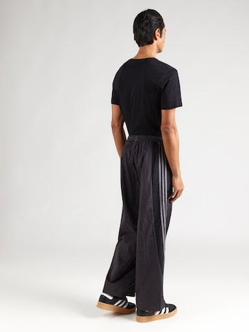 ADIDAS ORIGINALS Loosefit Nadrág 'Adilenium Season 5' - fekete