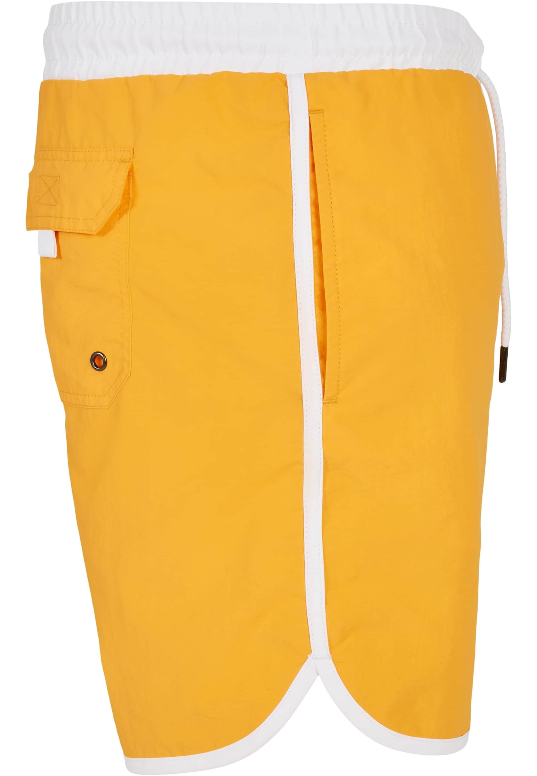 Pantaloncini da bagno 'Retro' di Urban Classics in giallo