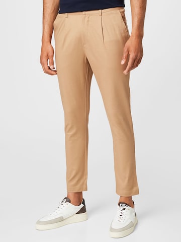 ABOUT YOU Regular Pleat-Front Pants 'Logan' in Beige: front