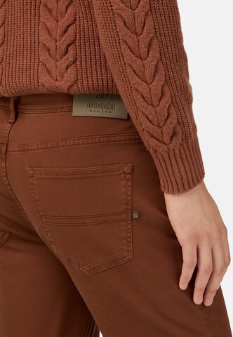 Boggi Milano Regular Jeans in Red