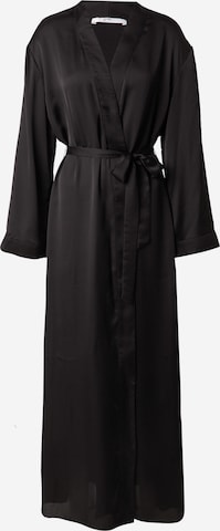 Halat de baie lung de la GUESS pe negru: față