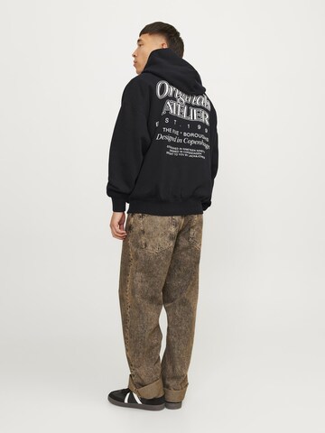 JACK & JONES Sweatshirt in Zwart